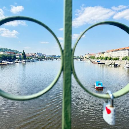 Free Parking - Cozy Apartment Near Vysehrad Railway Bridge Prag Exteriör bild